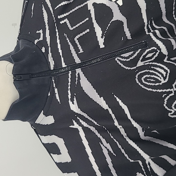 Adidas all over print crop half zip sweatshirt pullover large black & white - Picture 3 of 10